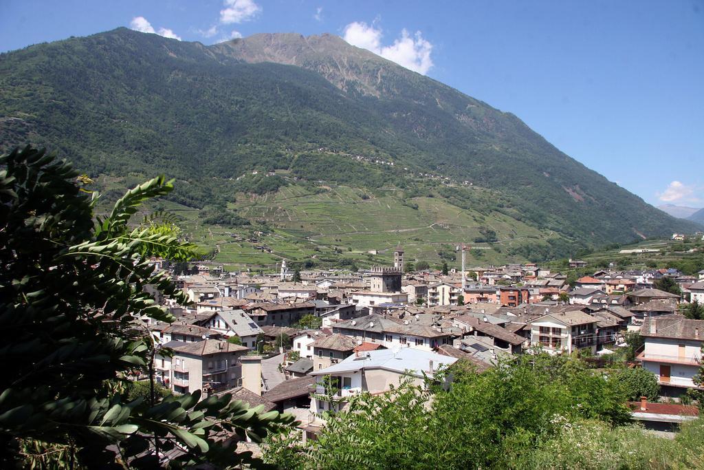 Ostello Del Castello Tirano Ngoại thất bức ảnh