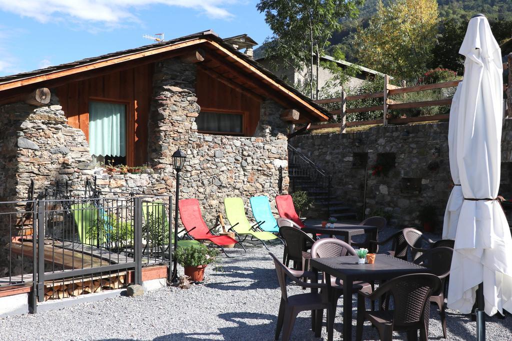 Ostello Del Castello Tirano Ngoại thất bức ảnh